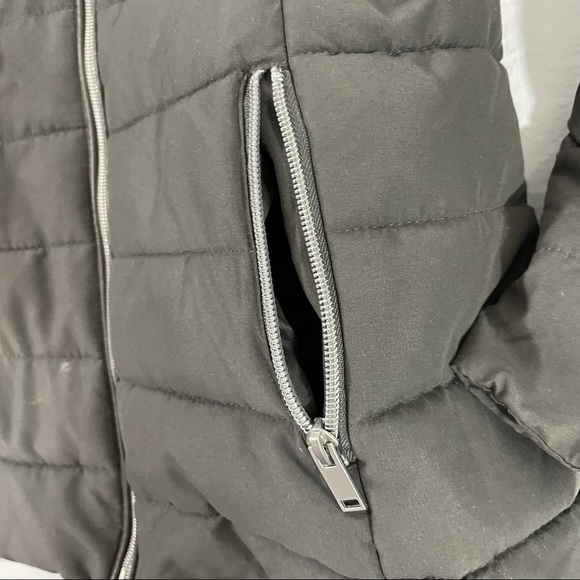 New Look Grey Quilted Fur Hoodie Zip Up Jacket - Picture 3 of 8